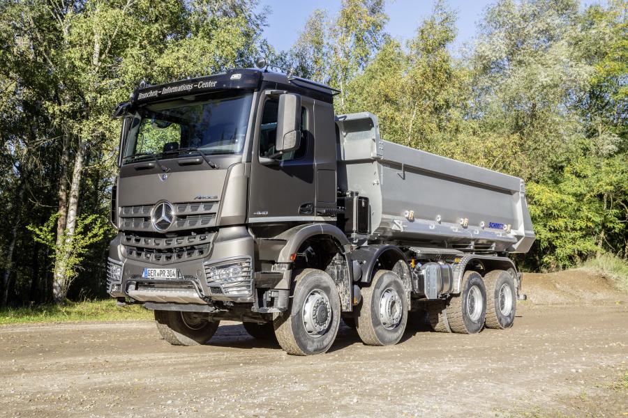  Mercedes-Benz Arocs 4148 AK 8x6/4 Schmitz Hinterkipper 2017 года  (фото 1 из 17)